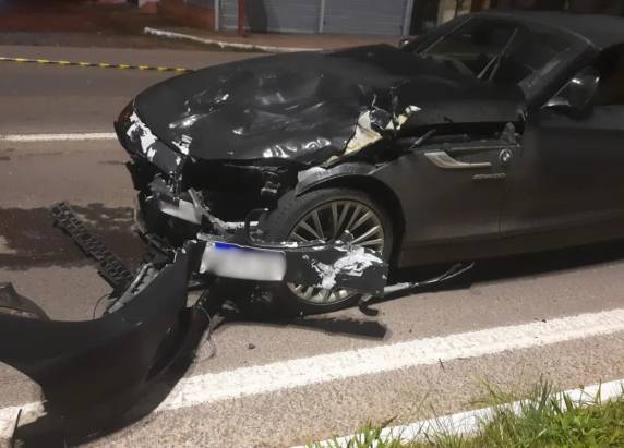 Motociclista morre após colisão com BMW na RS-040, em Viamão; condutor do carro fugiu