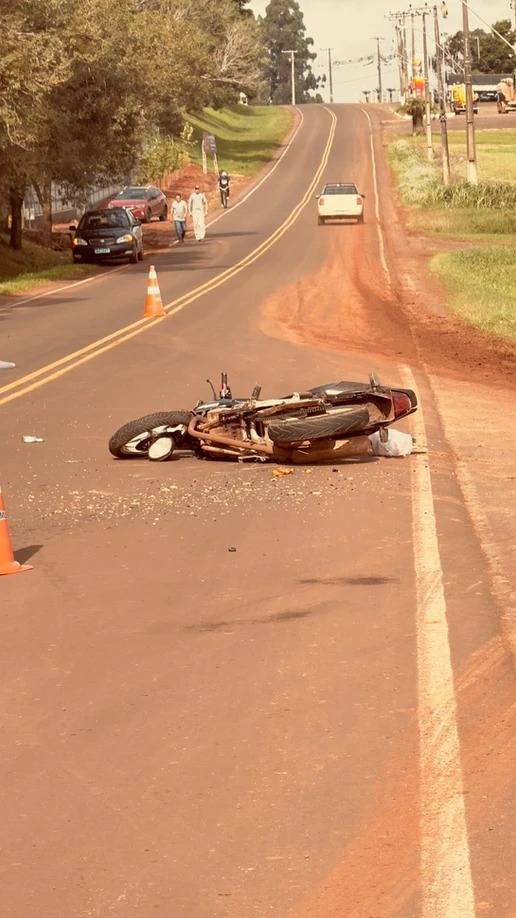 Colisão entre moto e carro deixa trabalhador ferido na RS-330 em Tenente Portela
