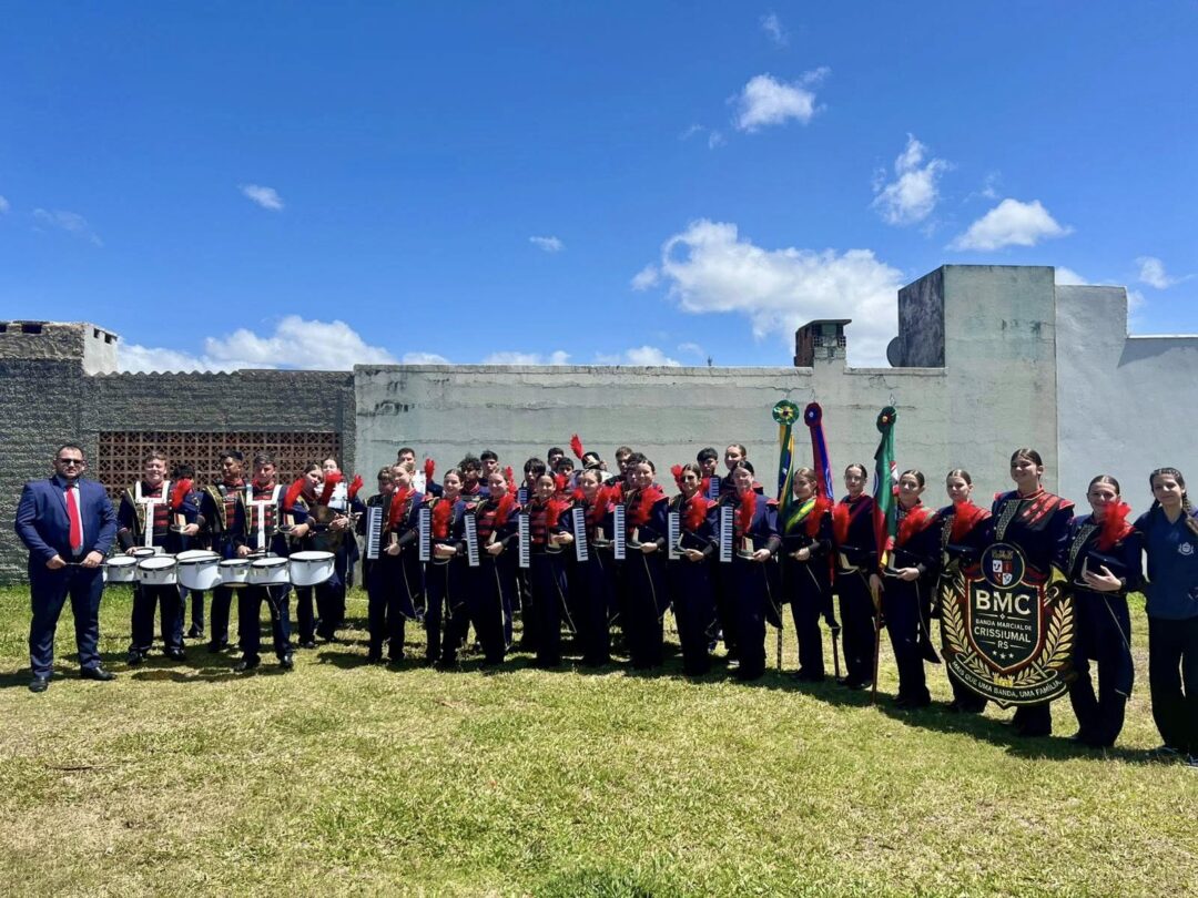 Banda Marcial de Crissiumal Brilha no Campeonato Estadual de Bandas e Fanfarras!