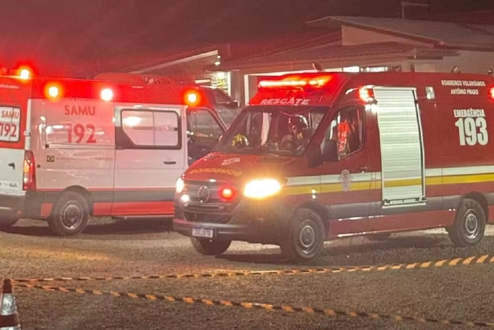 CRIANÇA DE 01 ANO E 09 MESES SE SOLTA DA MÃE E ACABA MORRENDO ATROPELADA EM ANTÔNIO PRADO