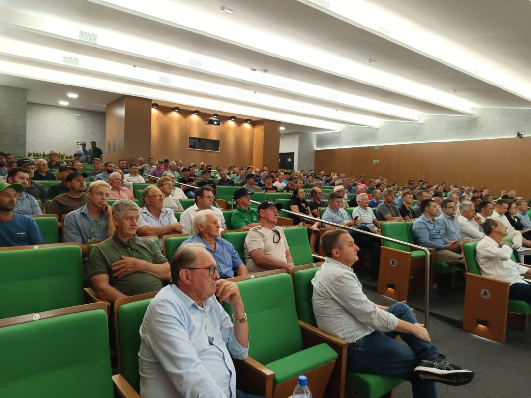 Cotrisal apresenta resultados sólidos de 2025 empré-assembleia na Região Noroeste