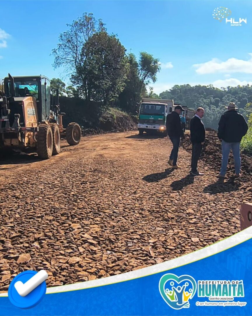 PREFEITO EM EXERCÍCIO DÉLCIO SEIBEL VISITA OBRAS DE MELHORAMENTO DAS ESTRADAS DO INTERIOR DE HUMAITÁ