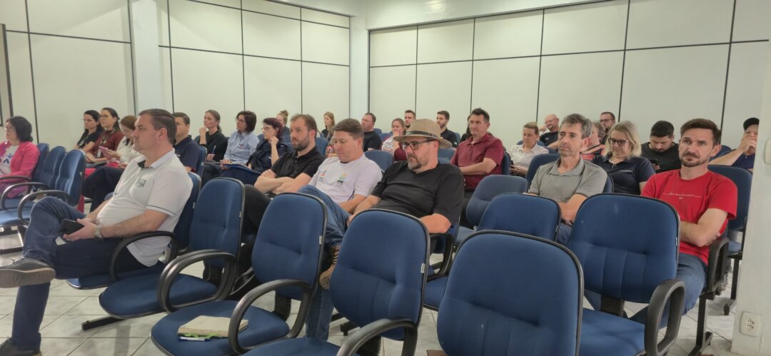 Prefeitura de Crissiumal apresenta propostas da LDO e da LOA para 2027